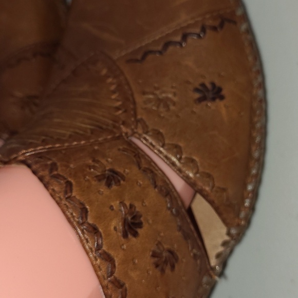 Clarks Artisan Womens 9.5 Brown Leather Wedge Heel Boho Woven Decoration 74533 - Picture 9 of 12